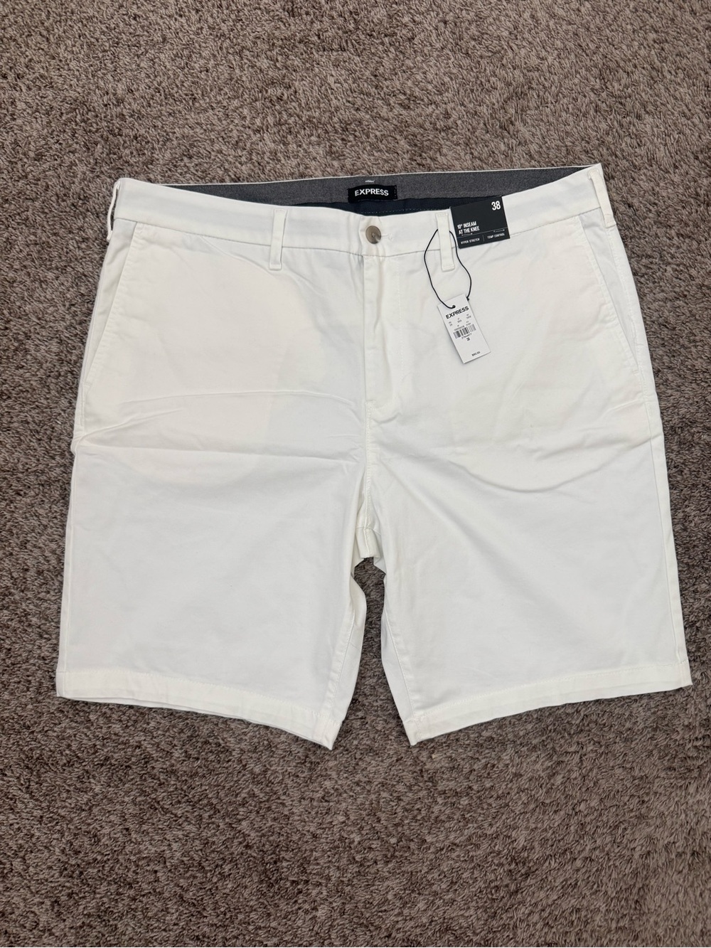 NWT Express White Men’s Flat Front Chino Shorts